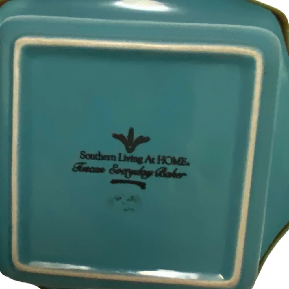 Southern‎ Living at Home Tuscan Everyday Baker Blue Teal Square 9